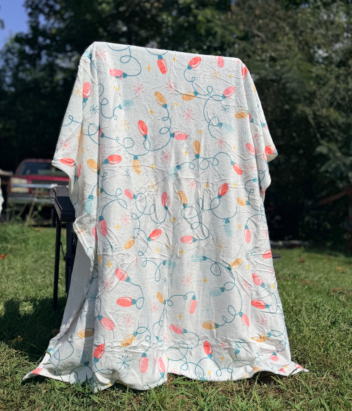 Stringed Christmas Lights Fleece Blanket