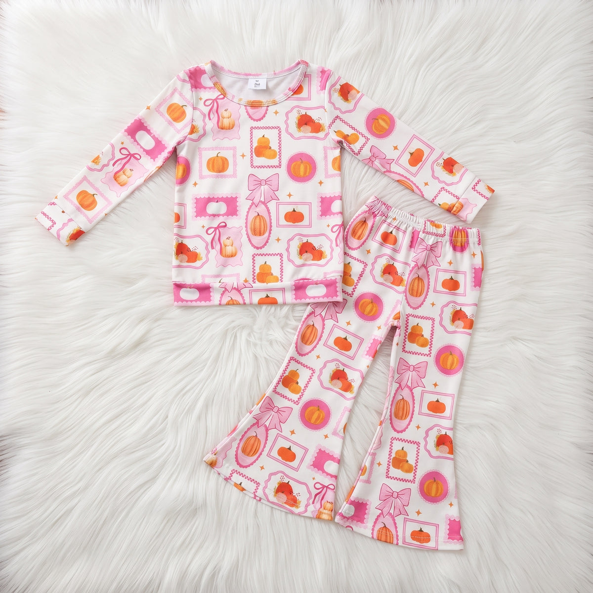 Bow Pumpkin Top W/ Flares