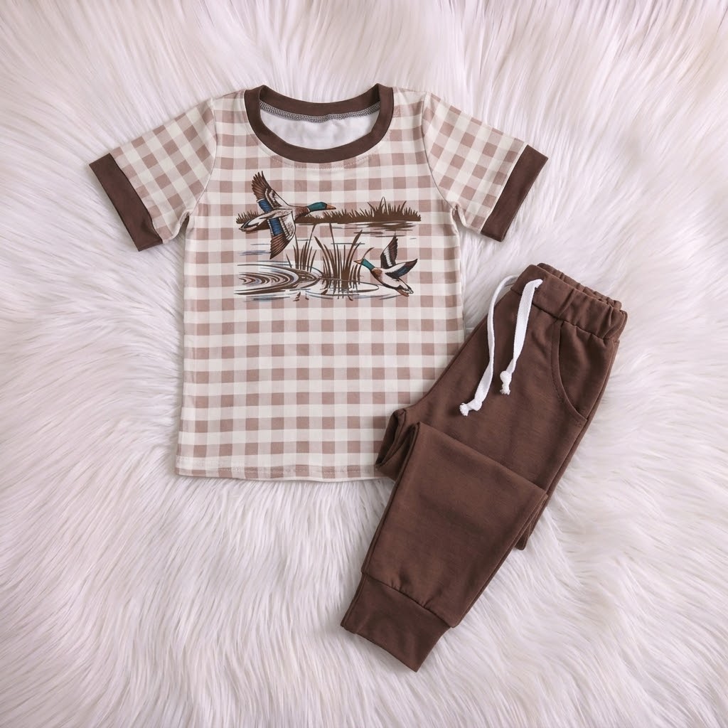 Mallards Over The Water Gingham Top W/ Brown Pants